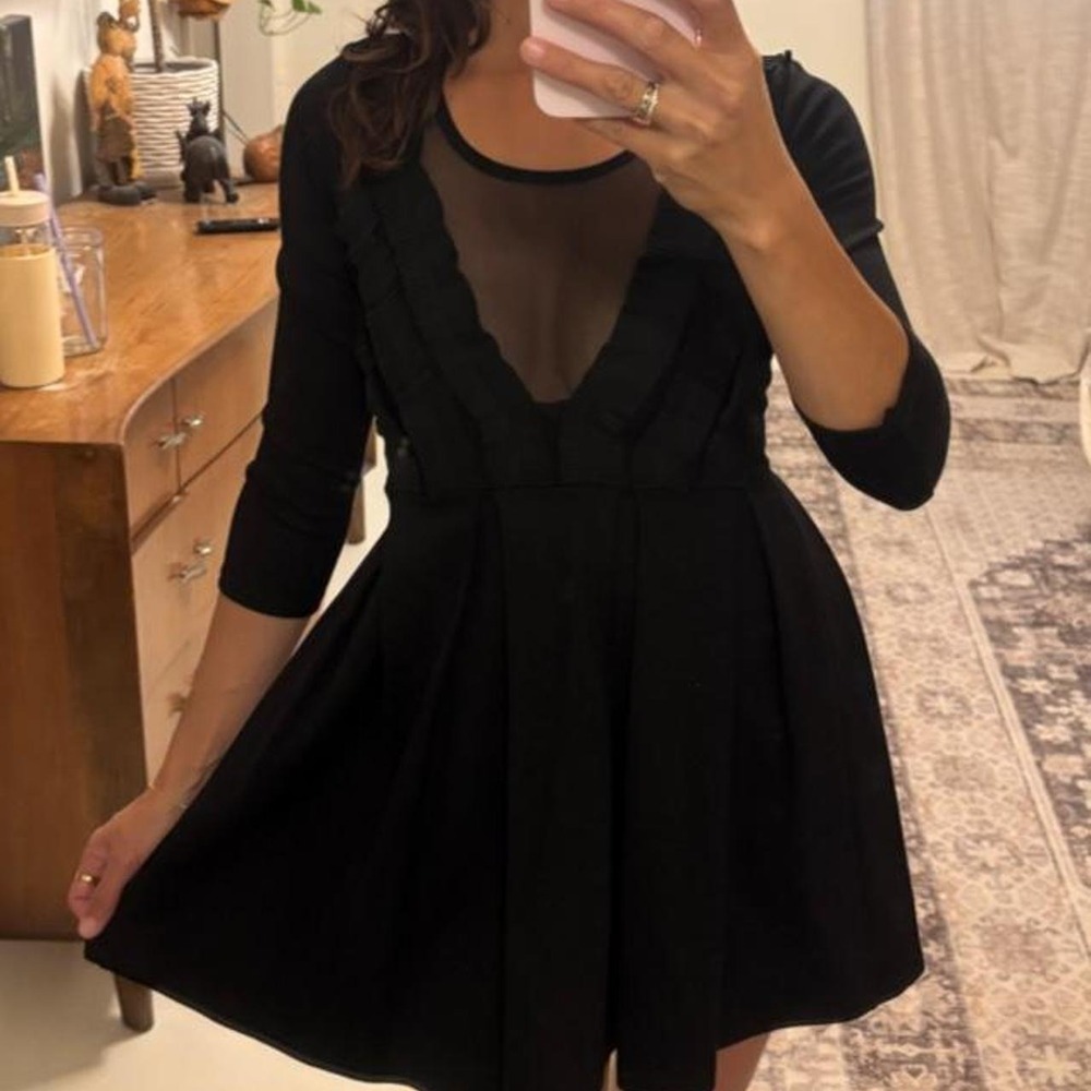 HM Black Long Sleeve Mesh Panel Pleated Fit and Flare Mini Dress Size 2